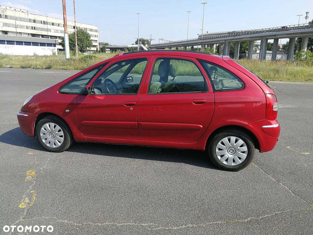 Citroën Xsara Picasso 2.0 16V Exclusive - 8
