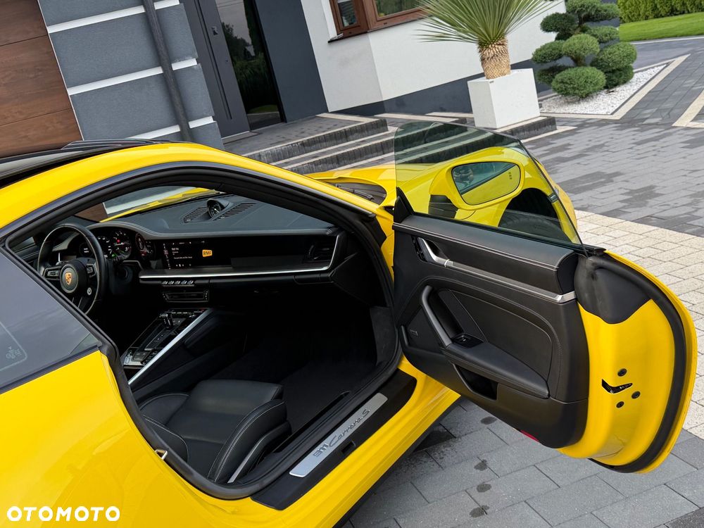Porsche 911 Carrera S - 25