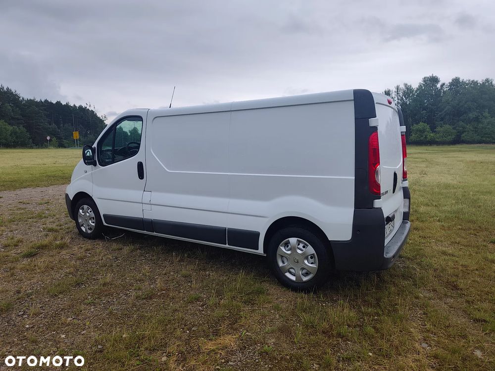 Renault Trafic - 11
