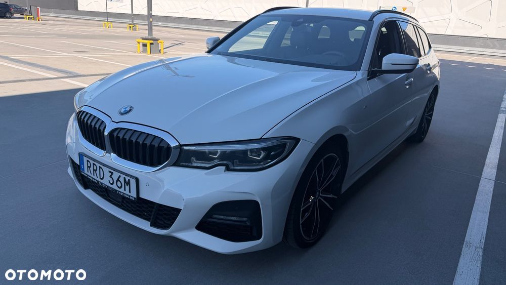 BMW Seria 3 320d xDrive Edition M Sport Shadow - 11