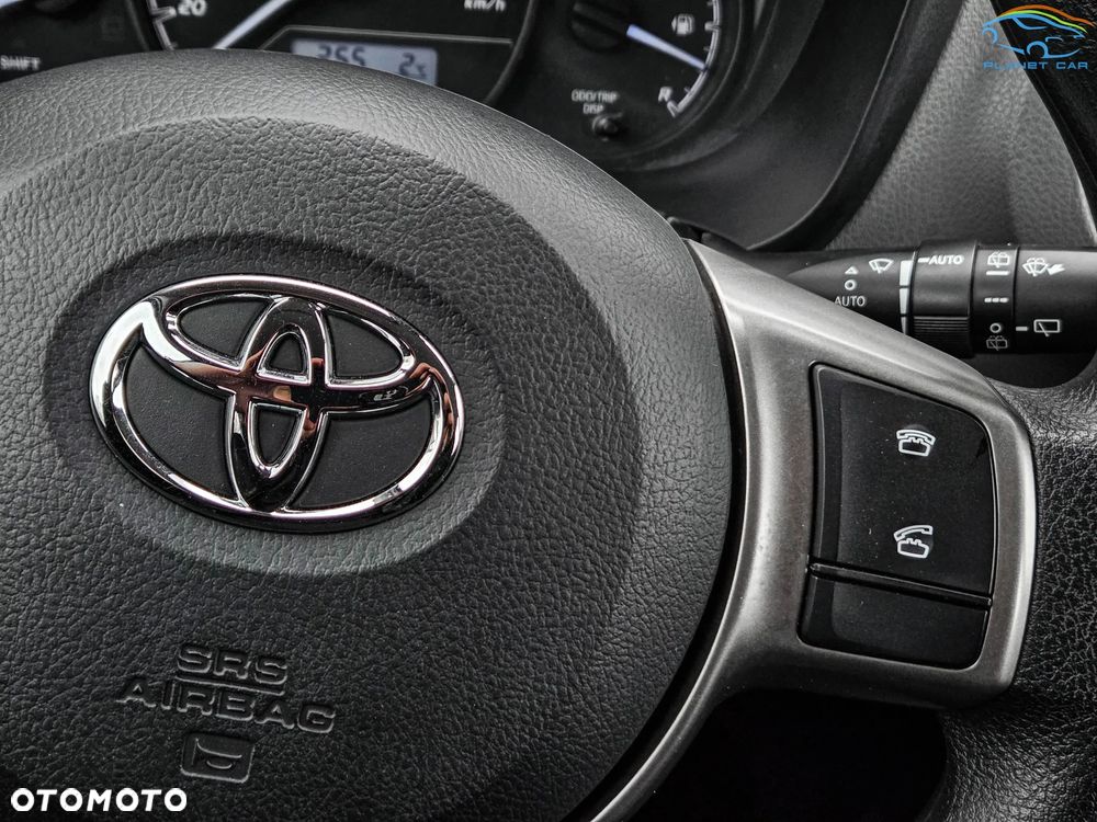 Toyota Yaris 1.0 VVT-i - 25