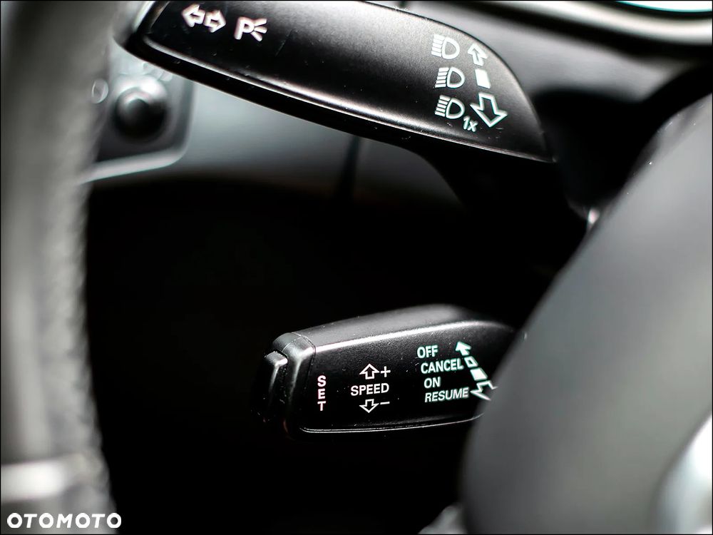 Audi A4 Limousine - 20