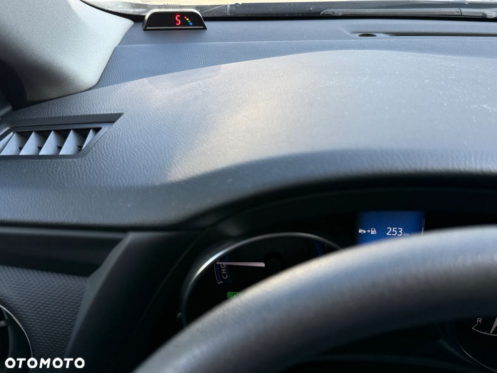 Toyota Auris - 16