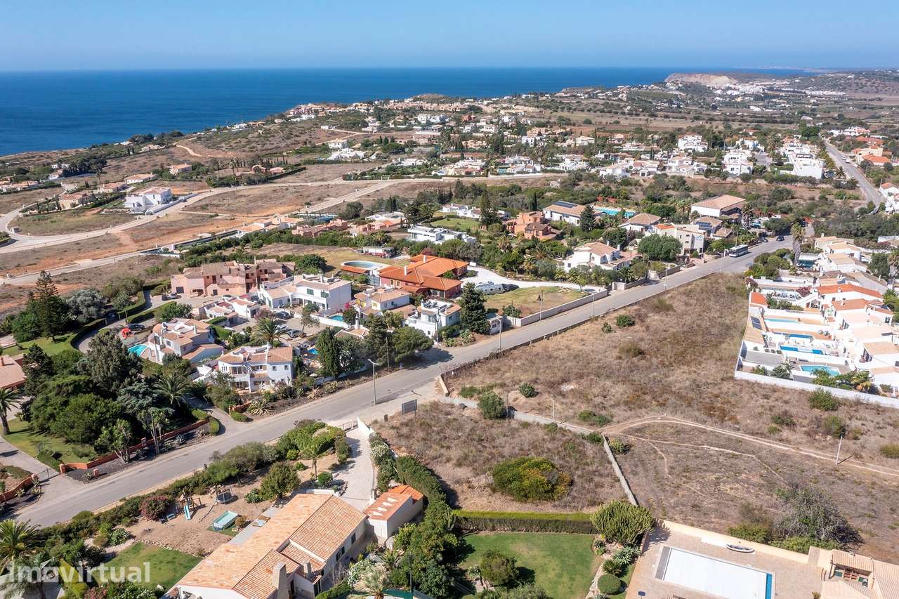 TERRENO URBANO BEM POSICIONADO EM MONTINHOS DA LUZ - Grande imagem: 5/9