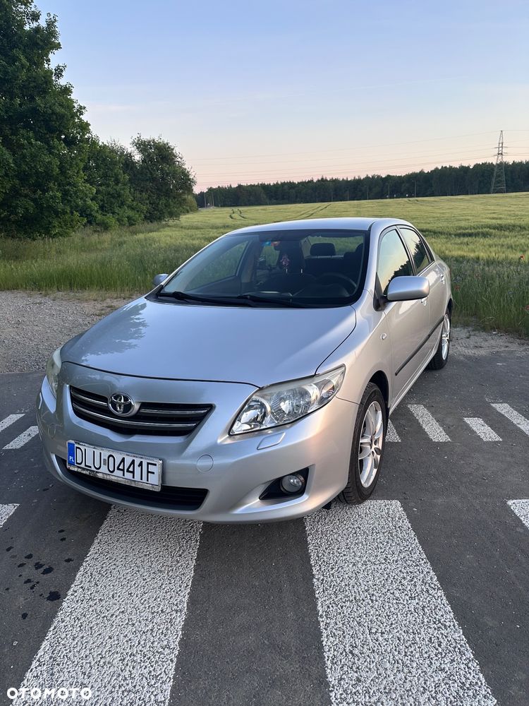 Toyota Corolla 1.6 VVT-i Sol Start - 3