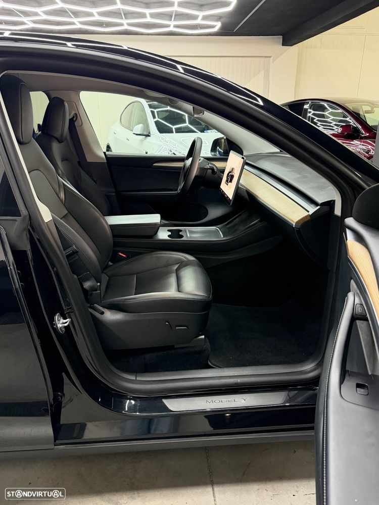Tesla Model Y Standard - 6