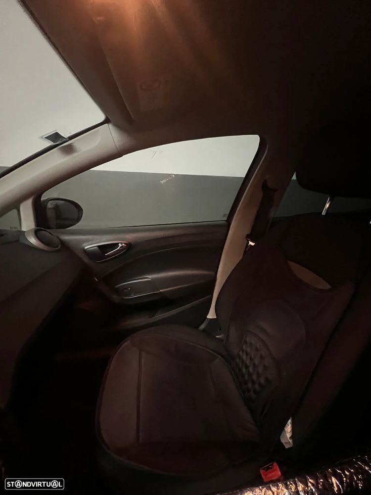 SEAT Ibiza 1.0 Reference - 11