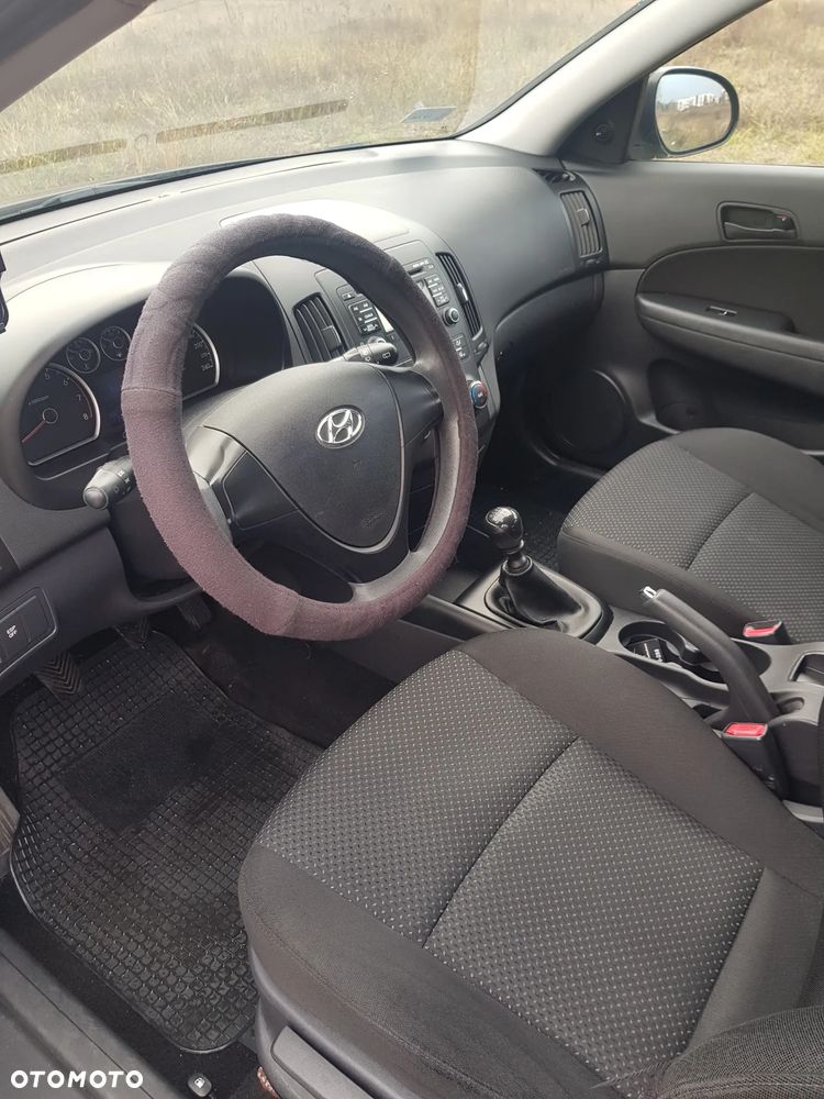 Hyundai i30 1.4 Base - 9