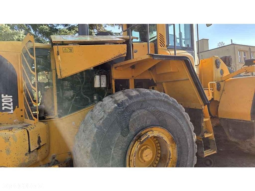 Volvo L220 - 28