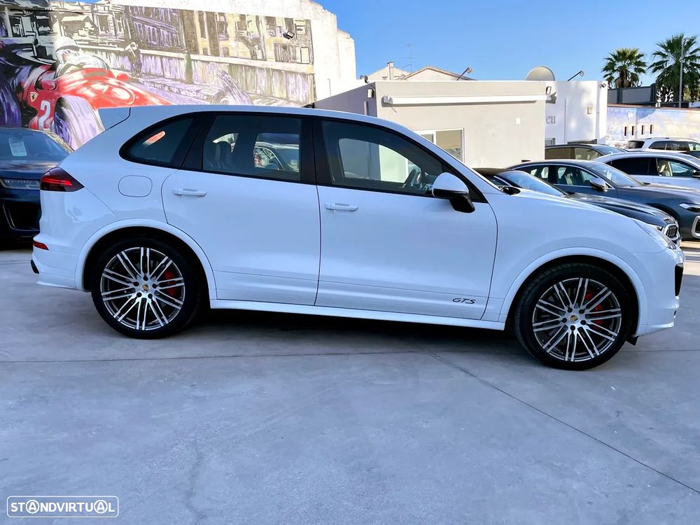 Porsche Cayenne GTS - 3