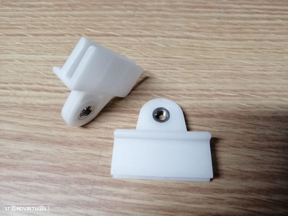 Suportes do vidro ao elevador Nissan Pickup D21 - 1