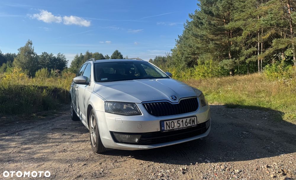 Skoda Octavia 1.6 TDI Ambition DSG - 1