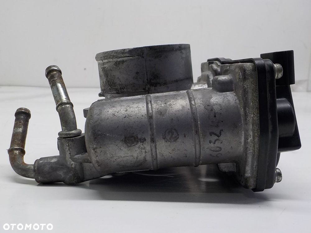 NISSAN JUKE F15 1.6 16V HR16 PRZEPUSTNICA RME50-18 - 3