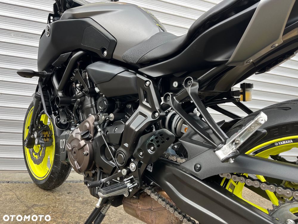 Yamaha MT - 18