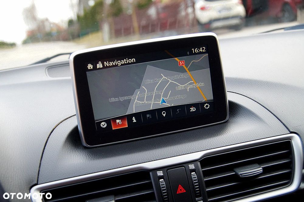 Mazda 3 SKYACTIV-G 120 Exclusive-Line - 18