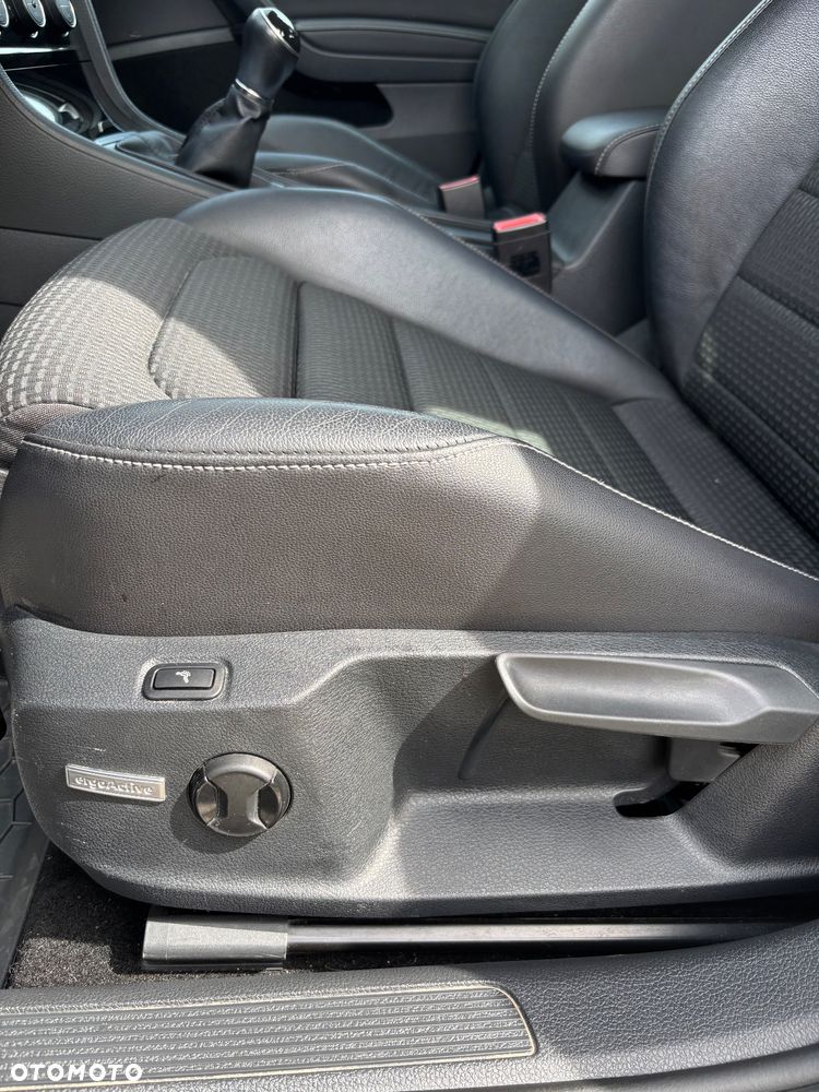Volkswagen Golf 1.4 TSI BMT Highline - 13