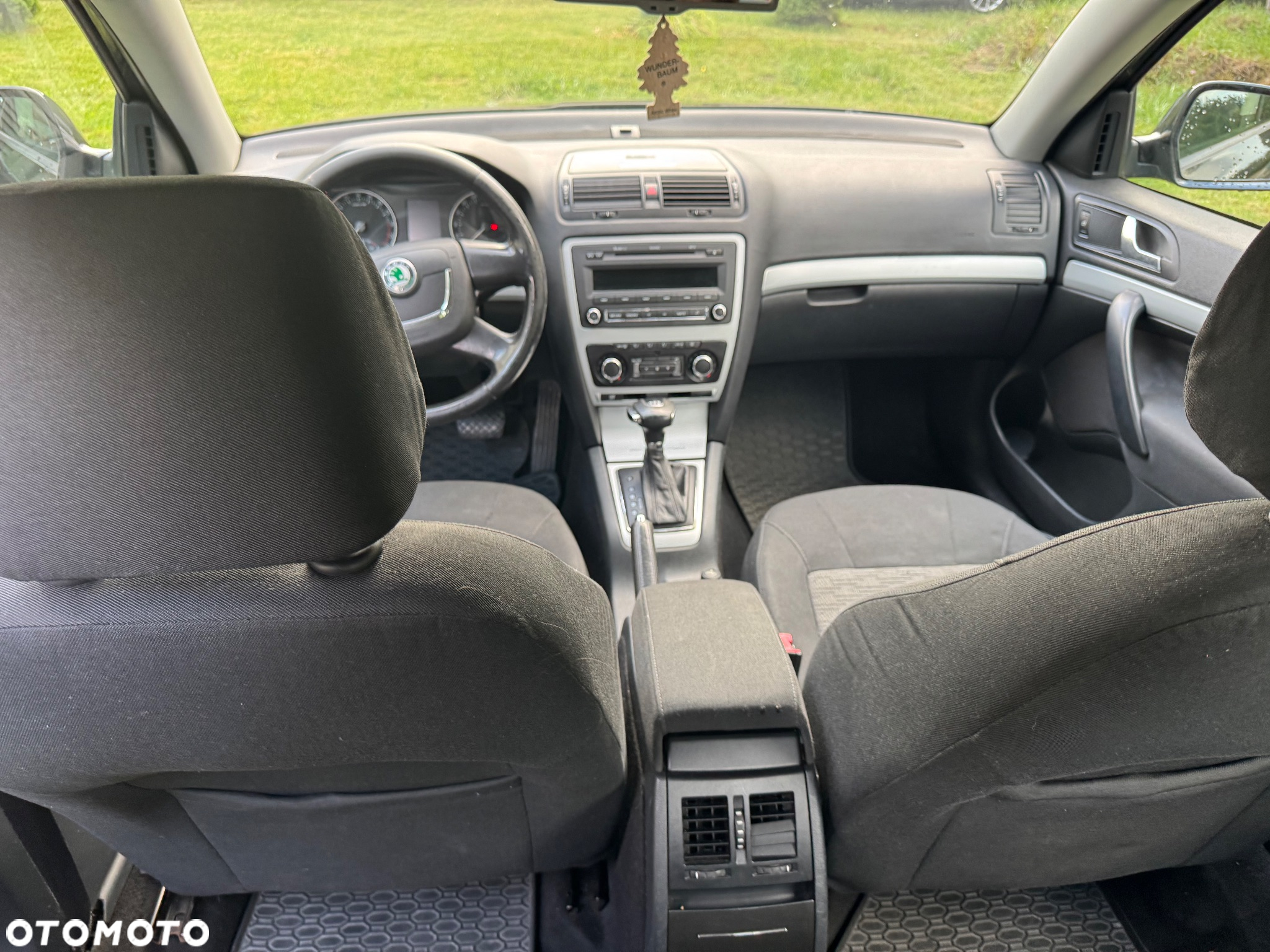 Skoda Octavia 2.0 TDI Ambiente DSG - 2