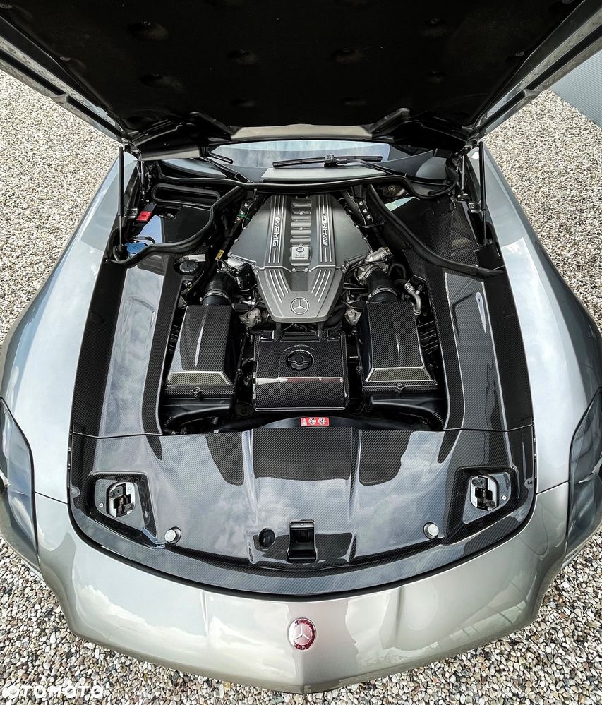 Mercedes-Benz SLS - 26