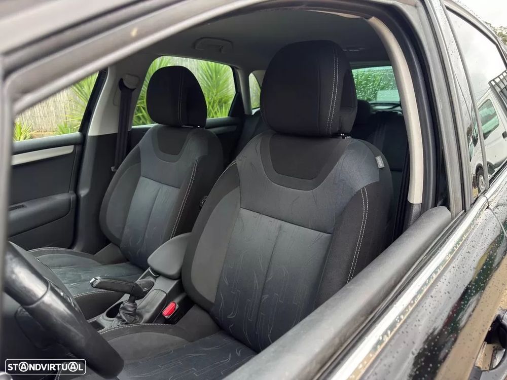 Citroën C4 1.6 HDi Seduction - 6