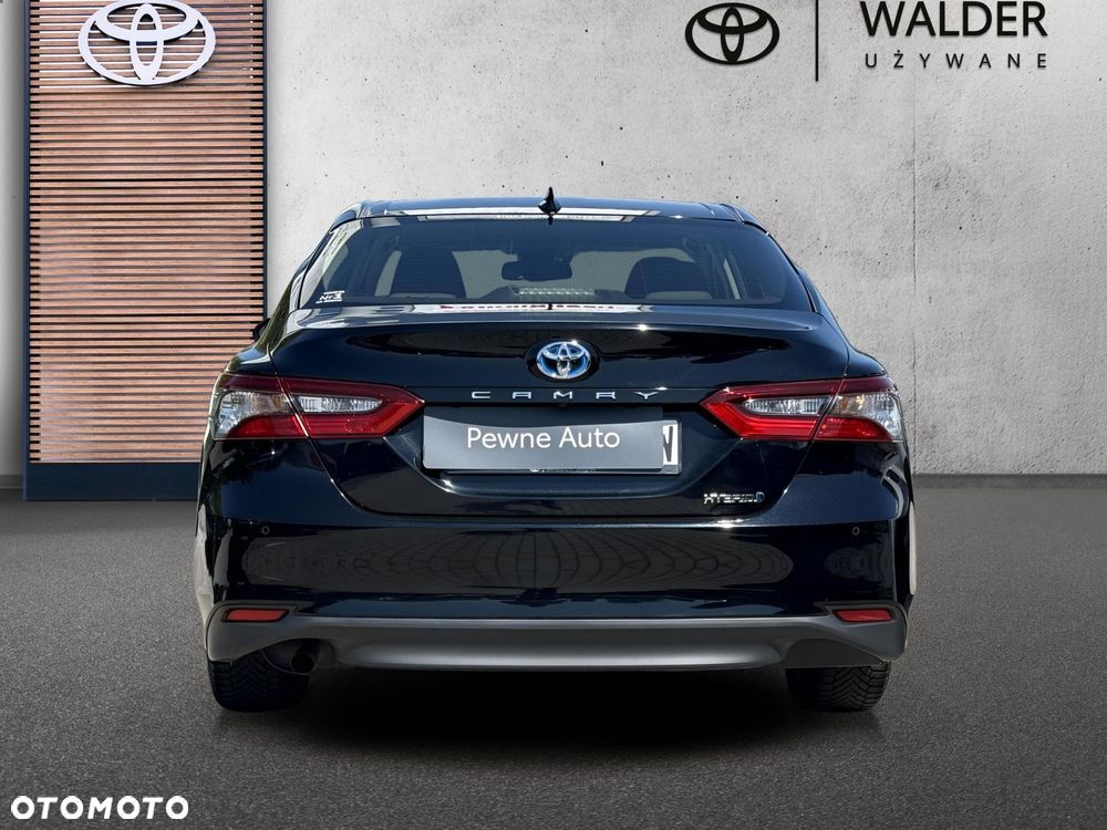 Toyota Camry 2.5 Hybrid Comfort CVT - 4