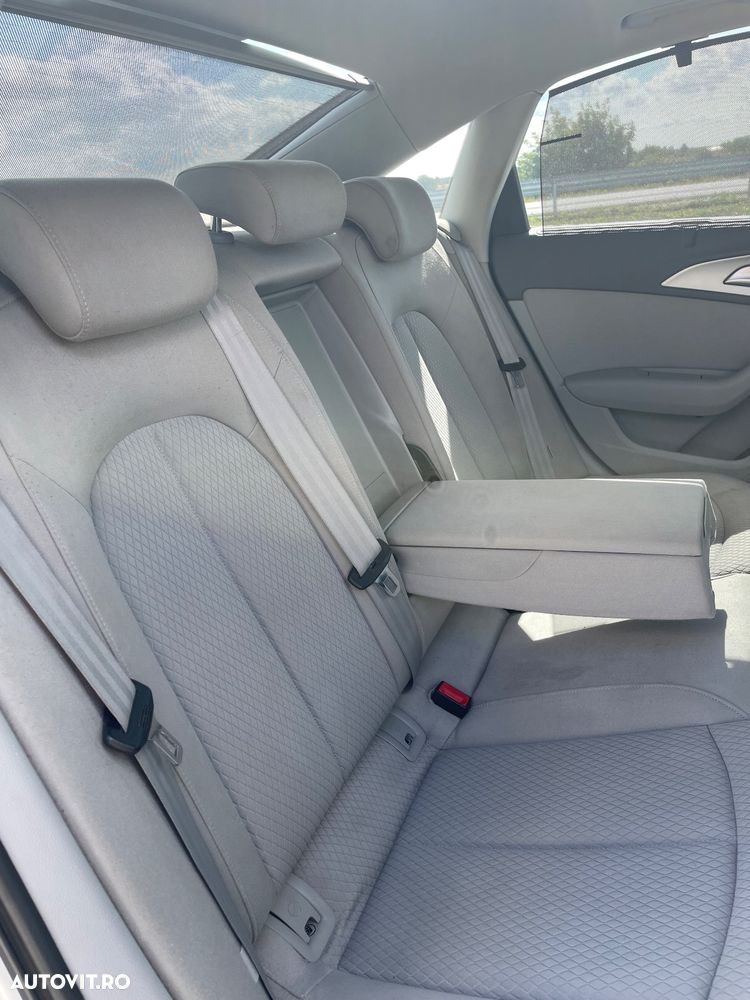 Audi A6 2.0 TDI Ultra S tronic - 15