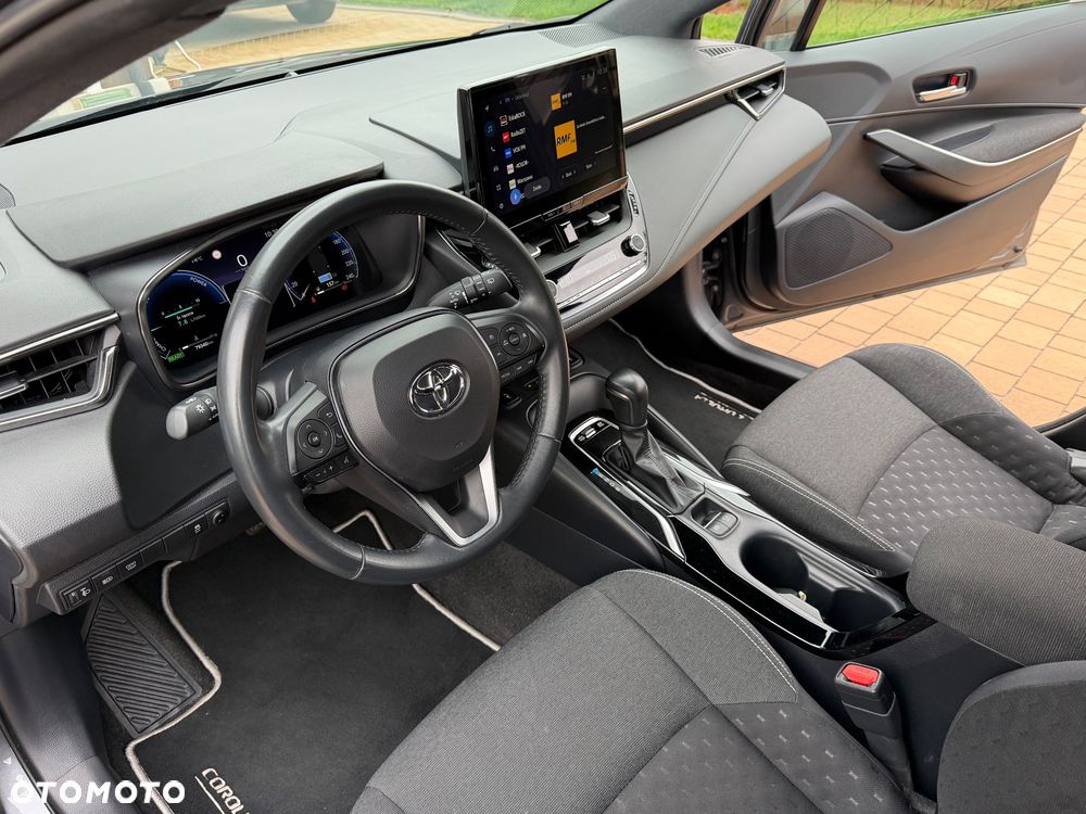 Toyota Corolla 1.8 Hybrid Comfort - 18