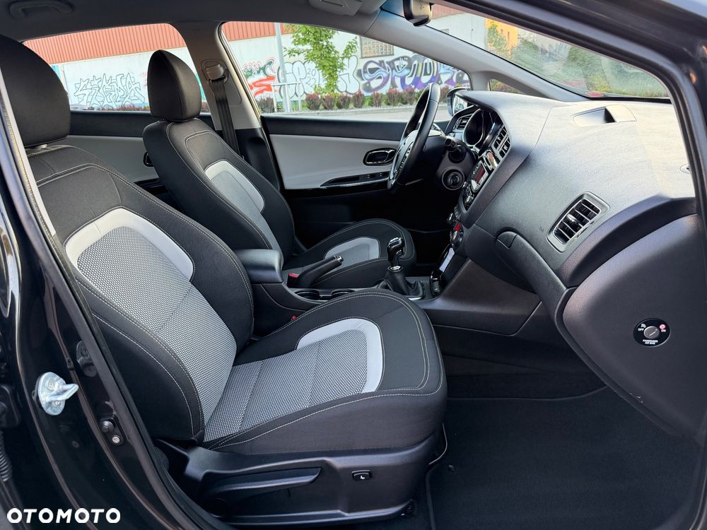 Kia Ceed 1.6 GDI Platinum Edition - 10