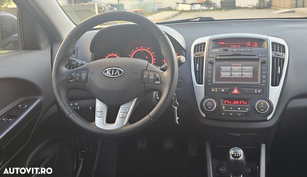 Kia Ceed - 14