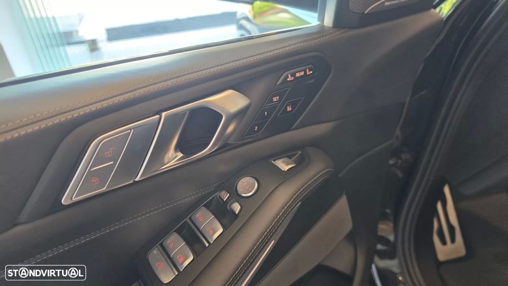 BMW X7 40 d xDrive Pack M - 42