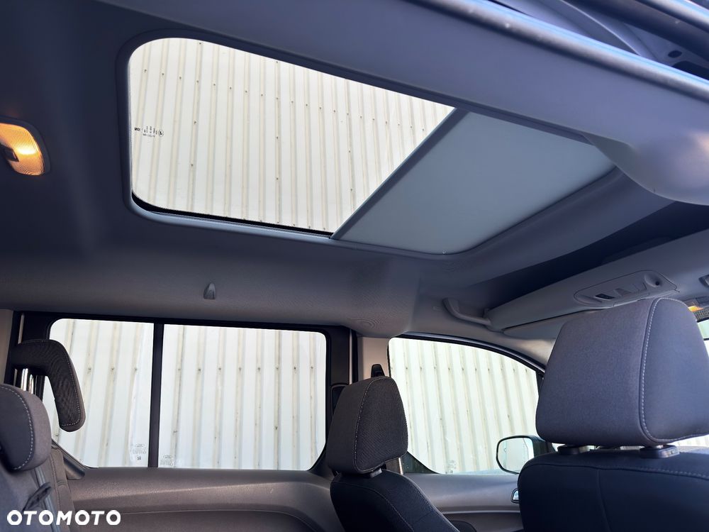 Ford Tourneo Connect - 18