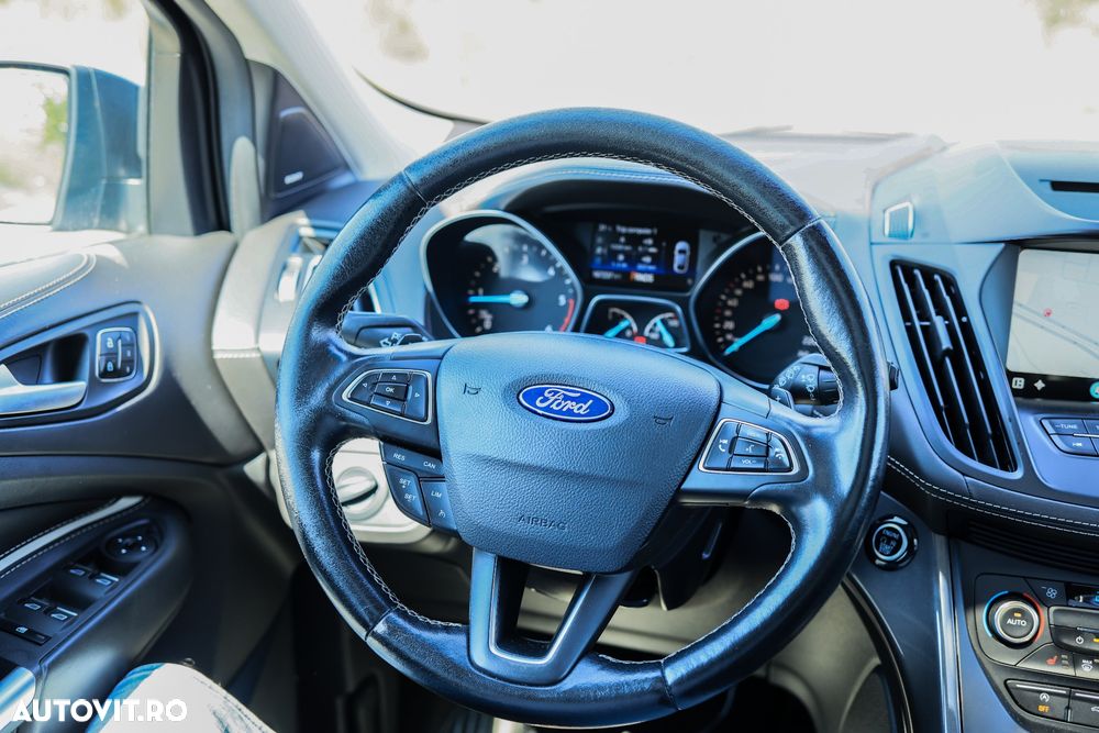 Ford Kuga 2.0 TDCi 4WD Powershift Vignale - 5