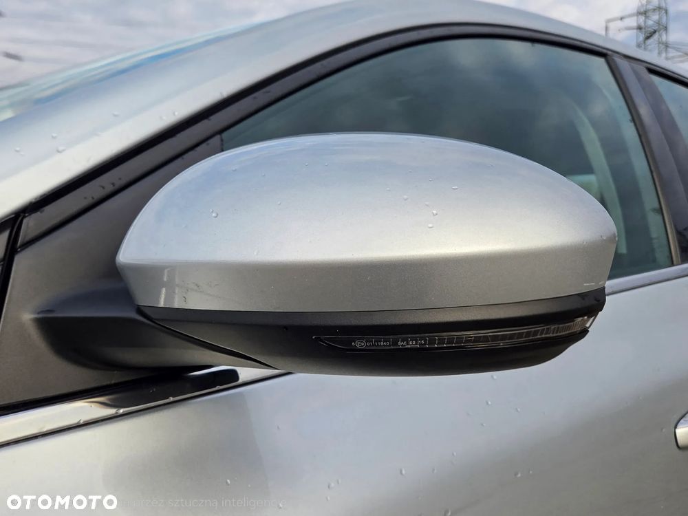 Renault Megane ENERGY TCe 140 EDC BUSINESS - 10