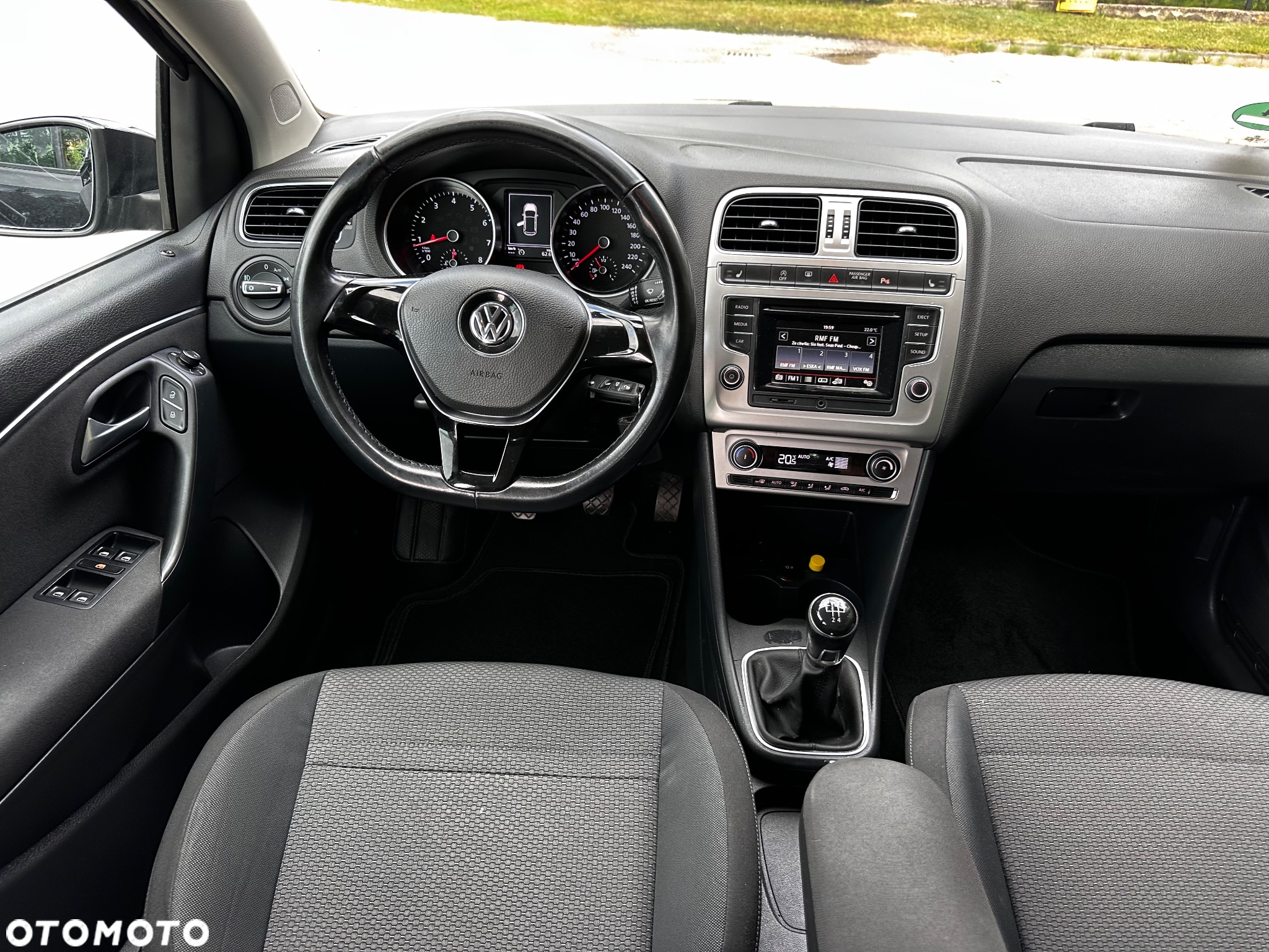 Volkswagen Polo - 34