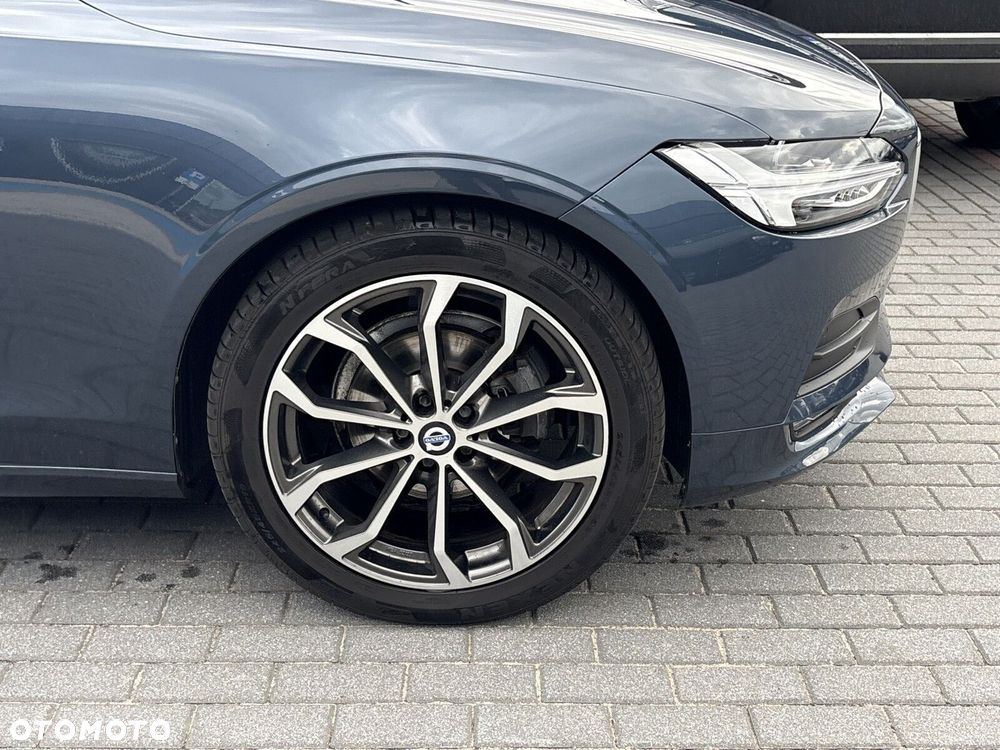 Volvo S90 - 29
