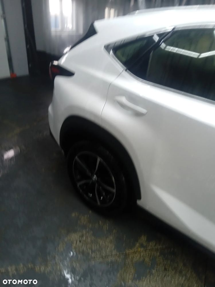 Lexus NX 200t Elite AWD - 5