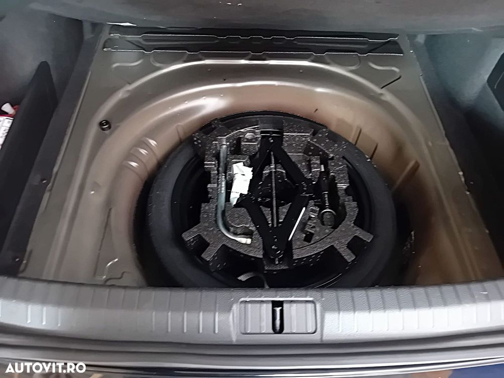 Volkswagen Passat - 21