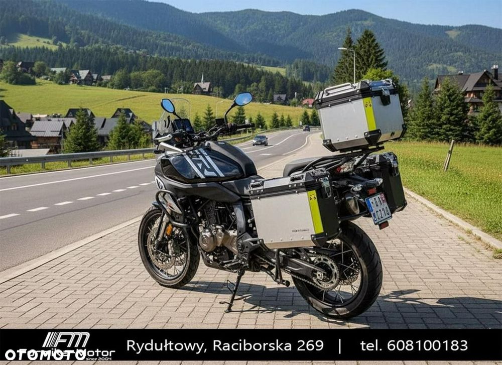 QJMOTOR SRT 600SX - 8