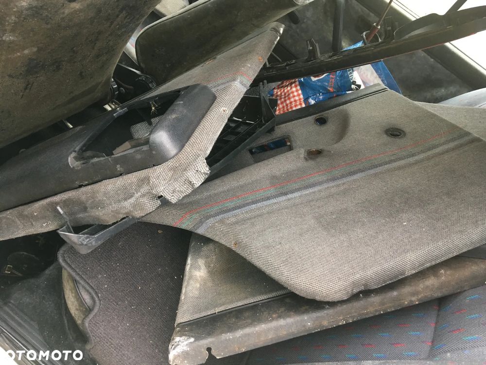 Volkswagen Golf - 13