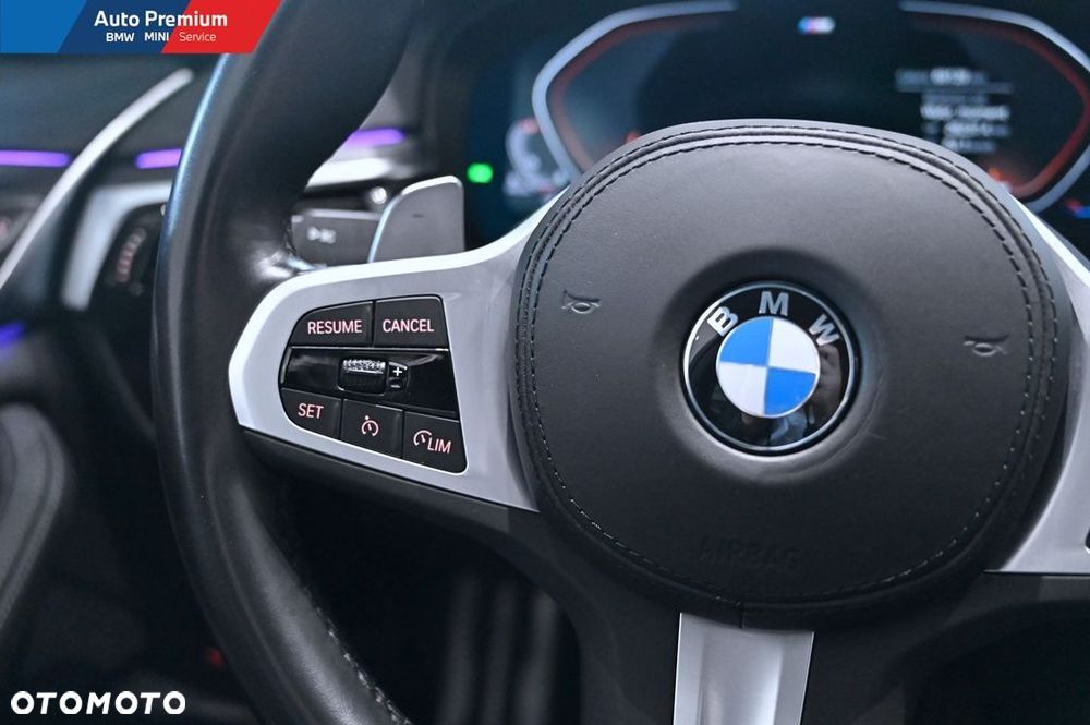 BMW Seria 5 530d xDrive mHEV - 6