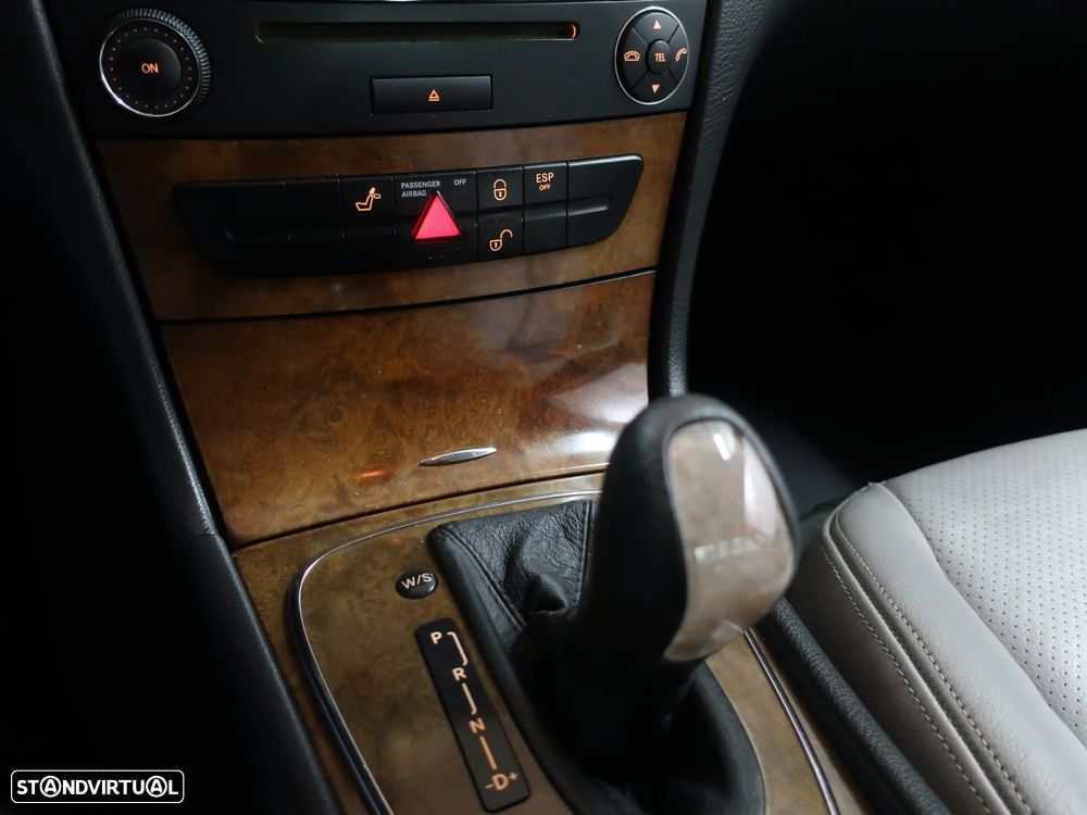 Mercedes-Benz E 220 CDI Auto Elegance - 20
