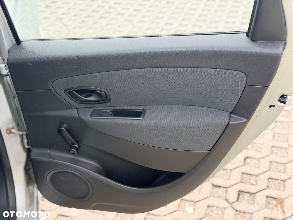 Renault Scenic 1.5 dCi FAP eco - 26