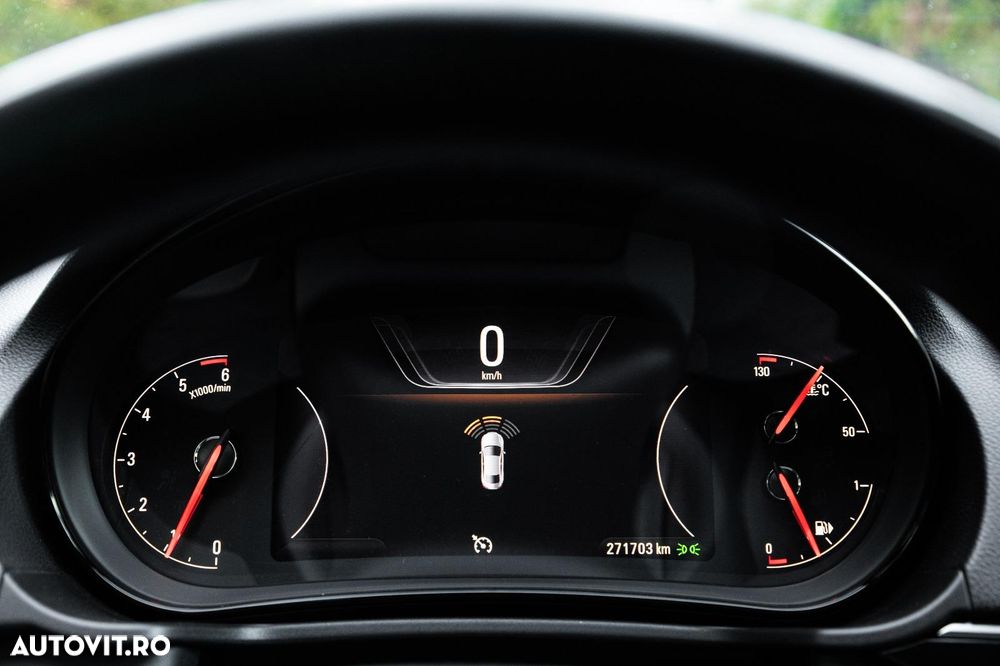 Opel Insignia - 21