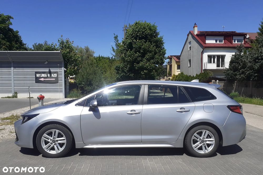 Toyota Corolla - 2