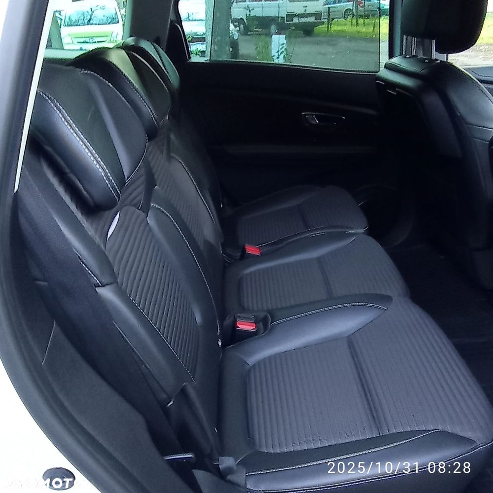 Renault Grand Scenic Gr 1.2 TCe Energy Bose - 10