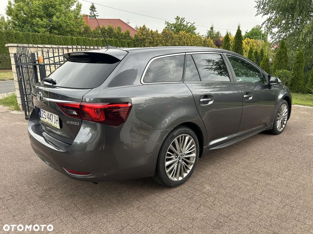 Toyota Avensis - 10
