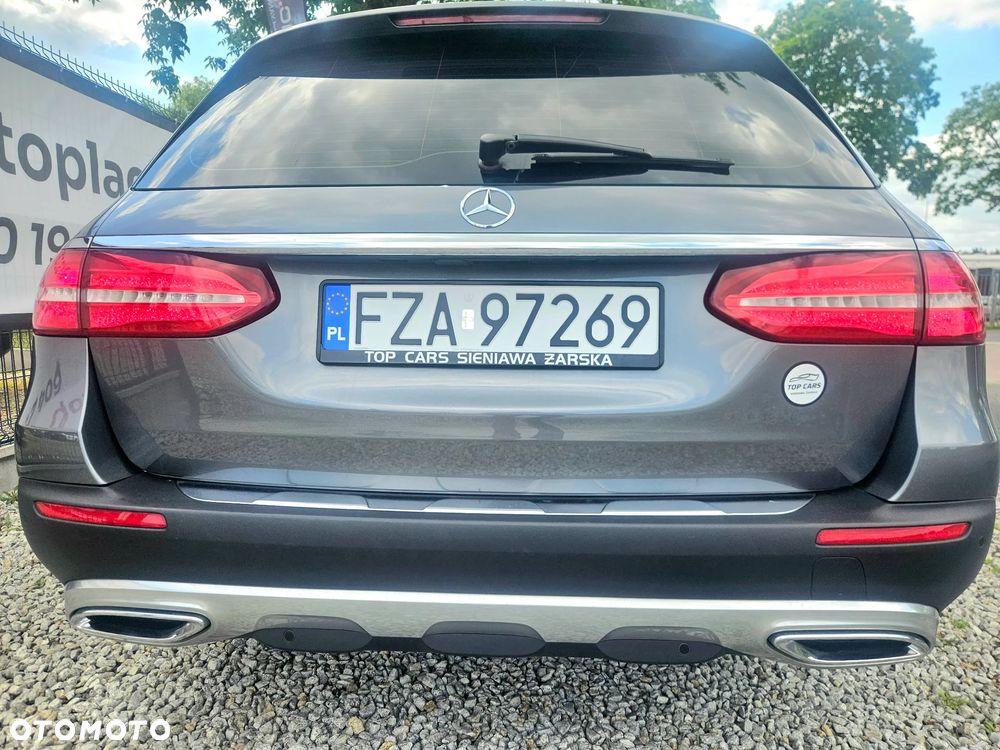 Mercedes-Benz Klasa E 220 d 4-Matic All-Terrain - 2