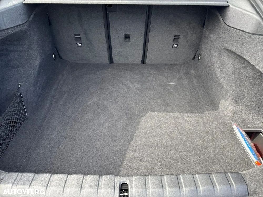 BMW Seria 4 M440i xDrive Gran Coupe - 13