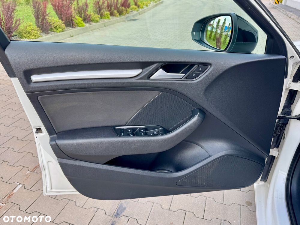 Audi A3 Sportback 1.6 TDI clean diesel Ambition S tronic - 7