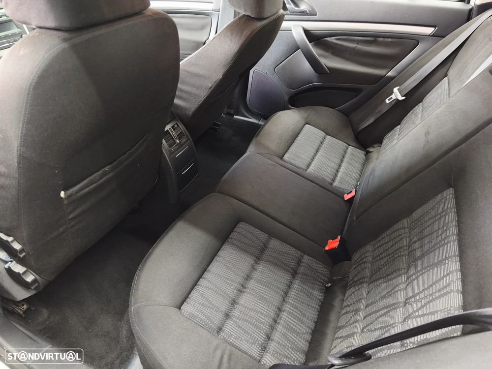 Skoda Octavia Break 1.6 TDi Elegance DSG - 8