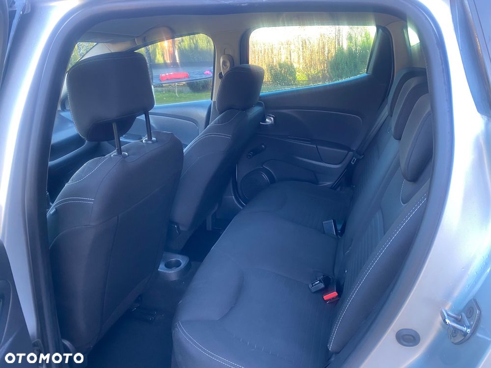 Renault Clio 1.2 16V Limited Plus - 8